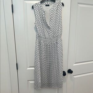 Elegant White and Black Patterned Dress